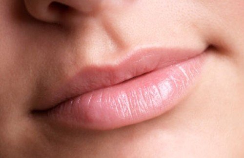 биотатуаж губ