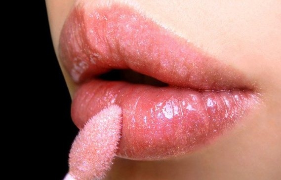 Перманентный макияж губ стоит ли делать thumbnail