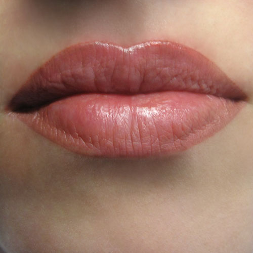 Перманентный макияж губ эффект 3d thumbnail