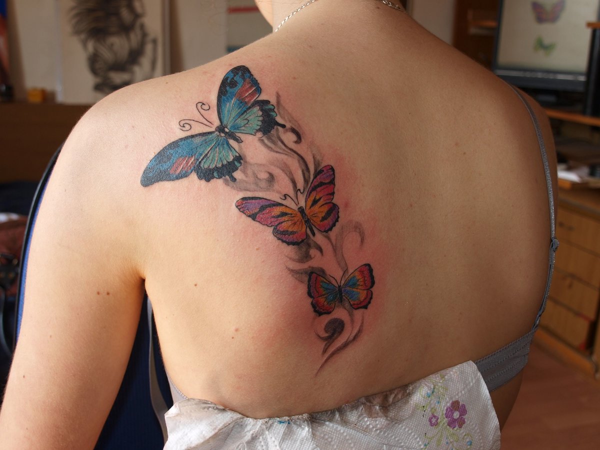 значение татуировки бабочка.