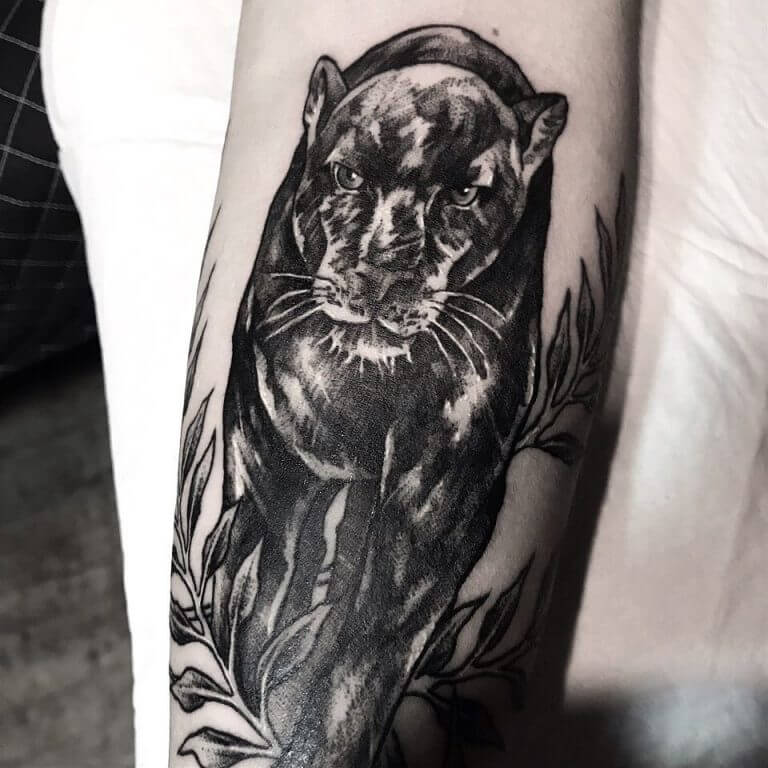 Татуировка черная пантера