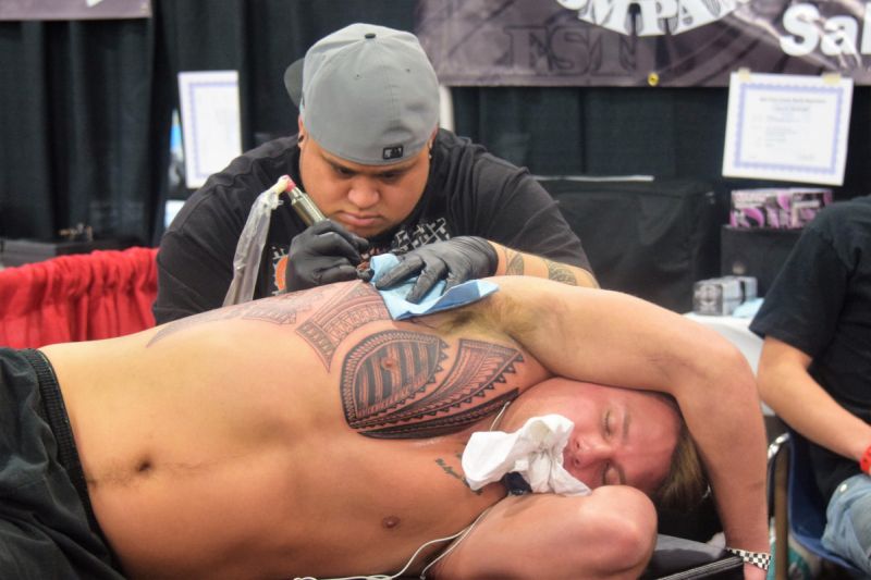Больно ли делать татуировку? Карта боли мужчин и женщин, выбираем место для тату